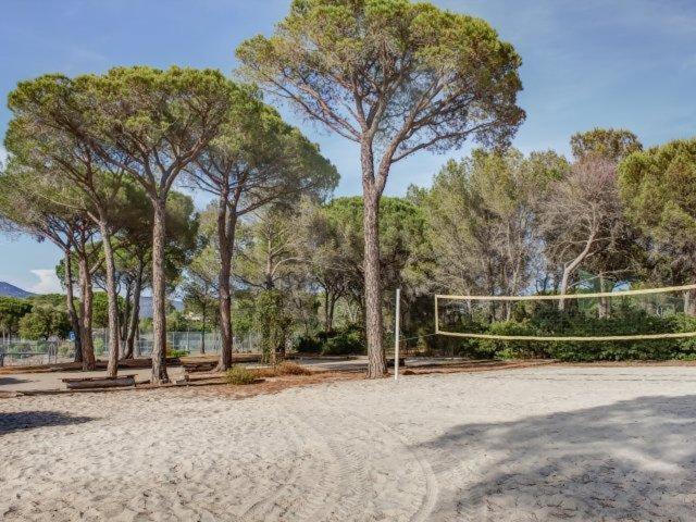 Studio 4P Vue Piscine St Raphael Valescure - Au Coeur Des Golfs Saint-Raphael  Bagian luar foto